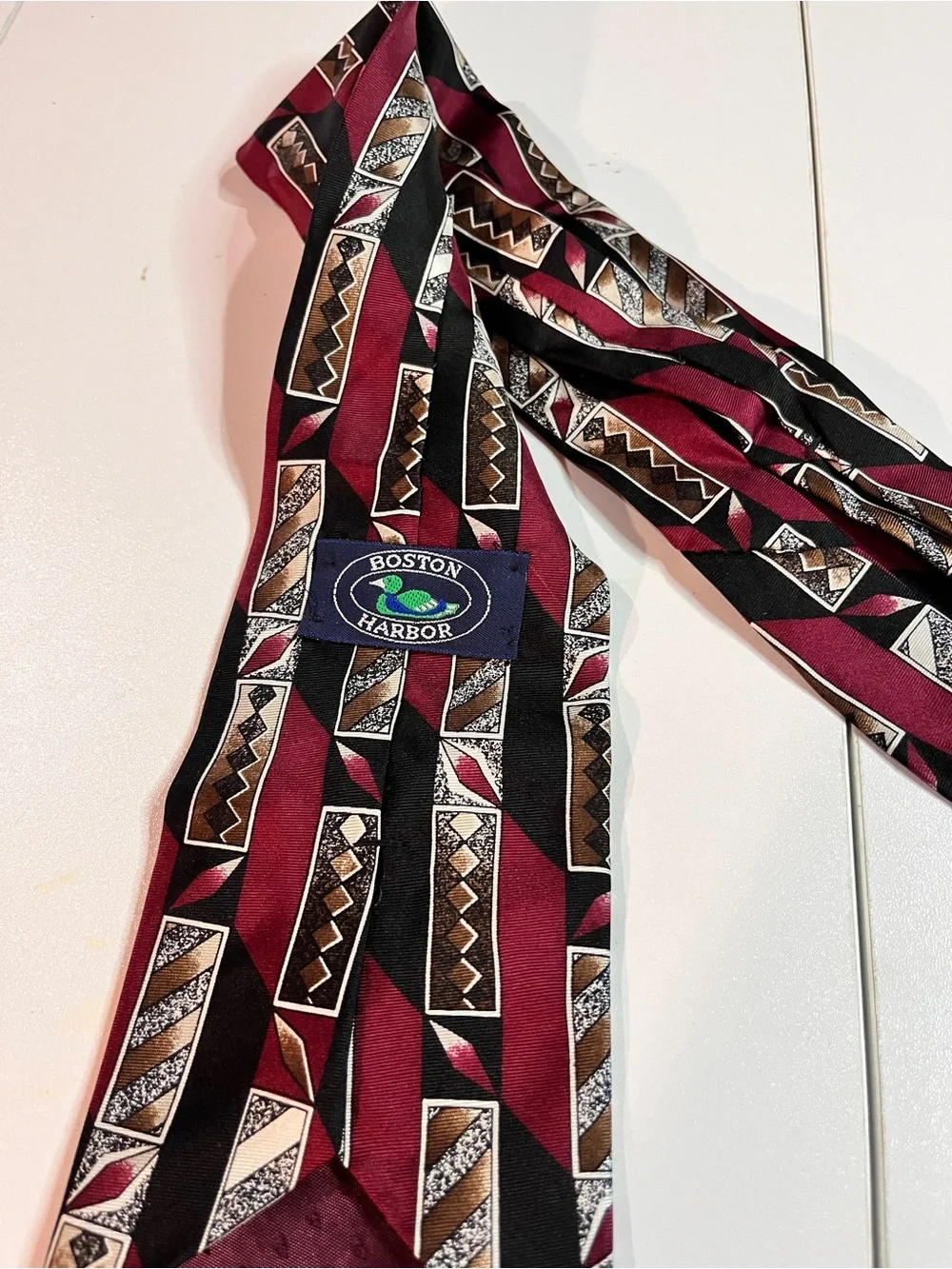 Boston Harbor Men's Geometric Pattern Burgundy and Black Tie